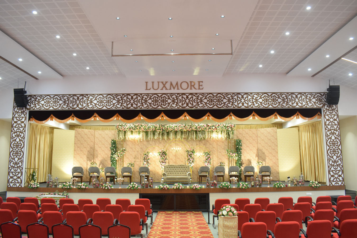 Luxmore stage - spacious and wide